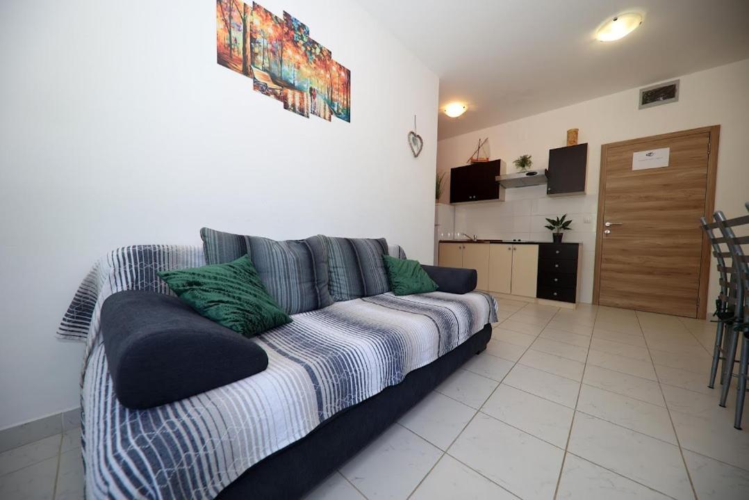 Apartments Kate Муртер Экстерьер фото